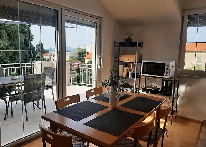 Apartments Luna