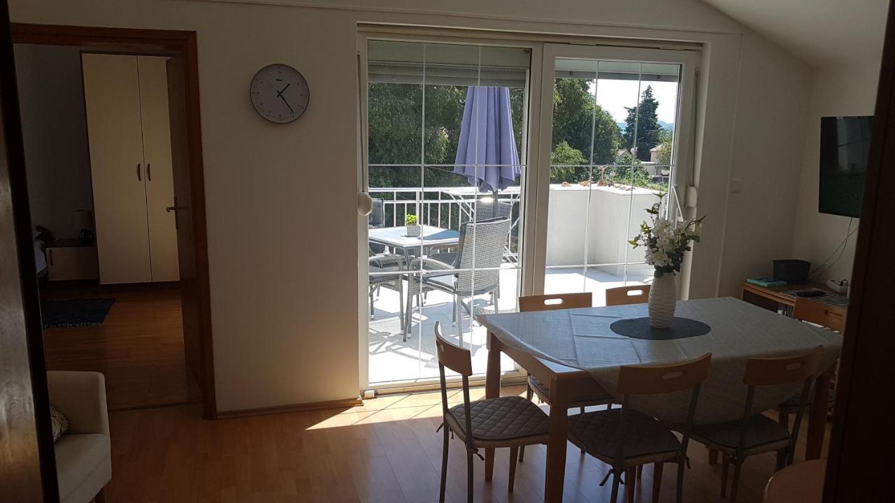 Apartment Luna Sveti Filip i Jakov