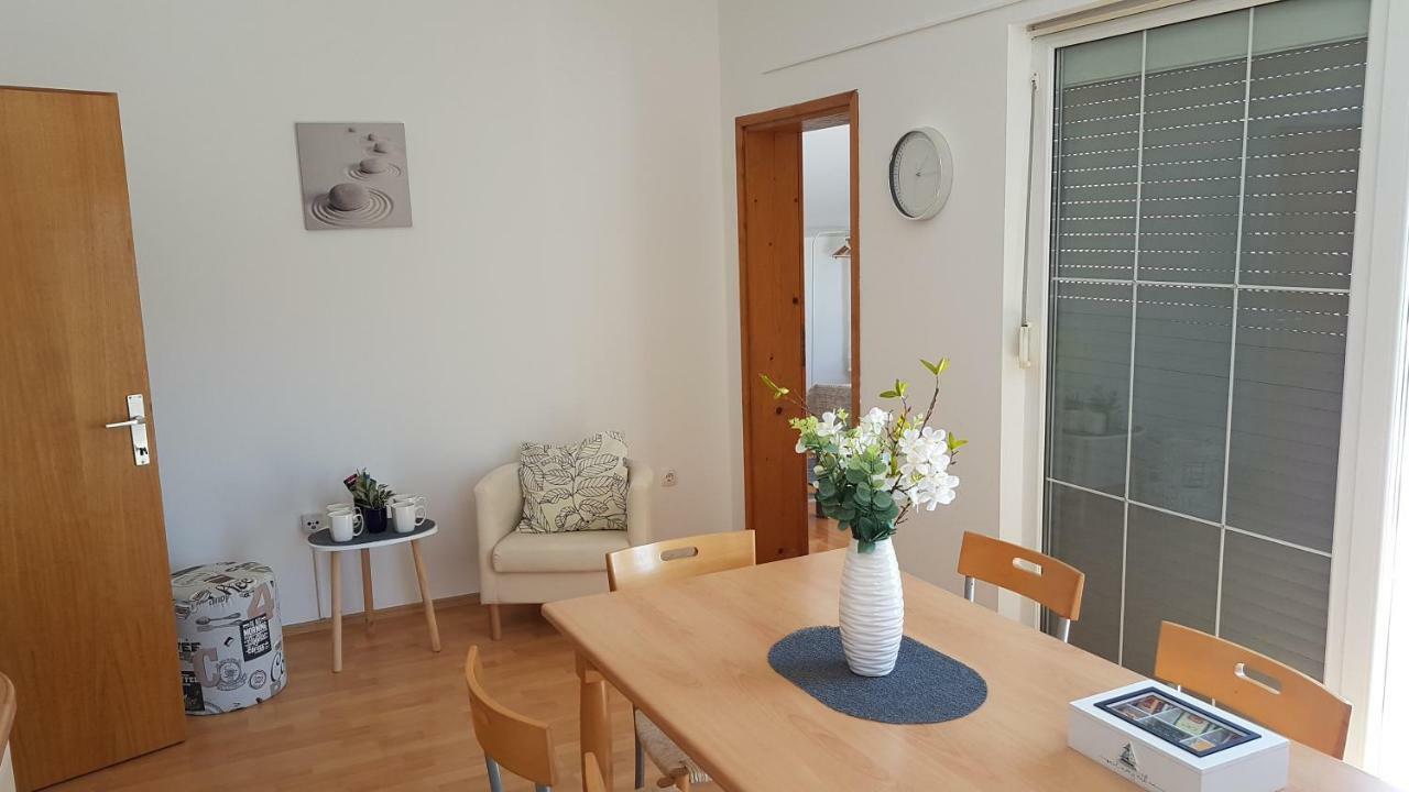 Luna Apartment