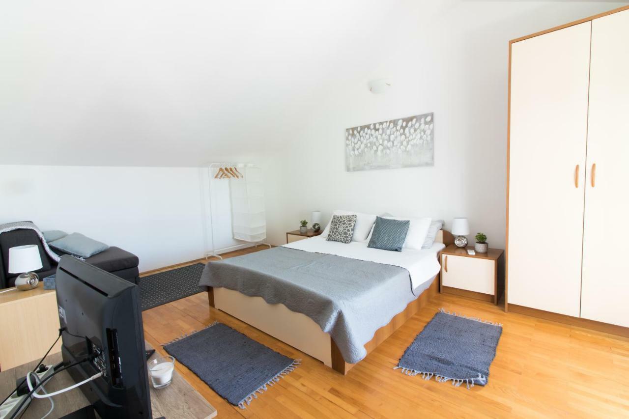 Apartment Luna Sveti Filip i Jakov